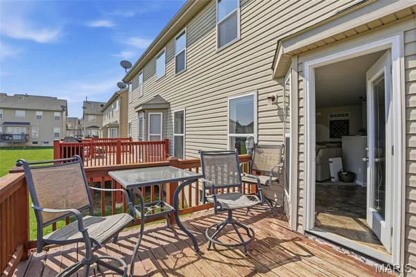 $269,000 | 510 Country Cir Drive, Lake St. Louis, MO 63367