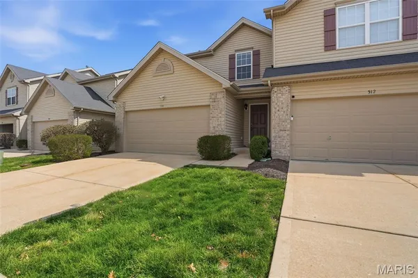 $269,000 | 510 Country Cir Drive, Lake St. Louis, MO 63367