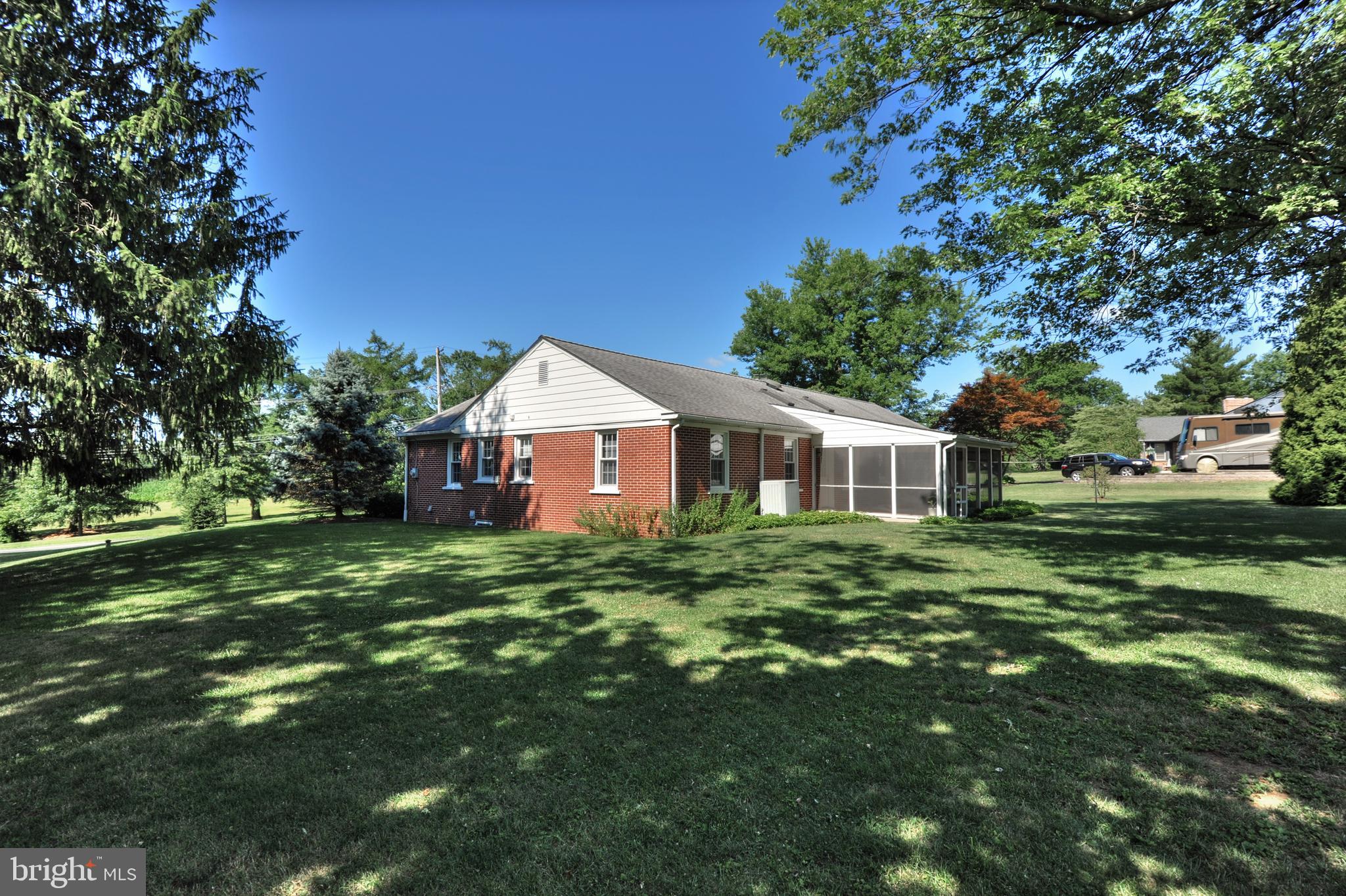 455 Landis Road Harleysville, PA 19438 - Photo 3 of 40 Gallery Image 3