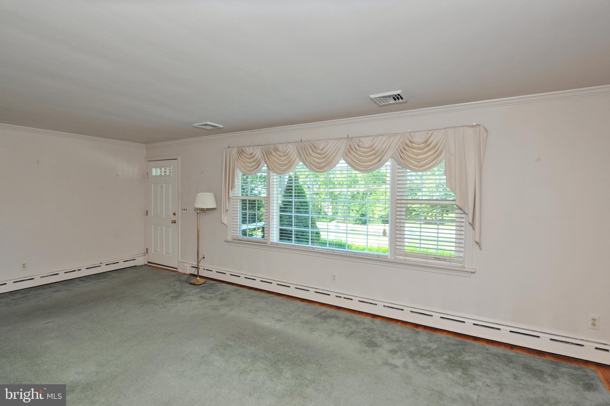 455 Landis Road Harleysville, PA 19438 - Photo 6 of 40 Gallery Image 6
