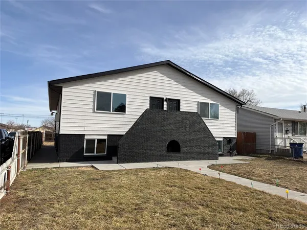 $899,000 | 414 South 7th Avenue, Brighton, CO 80601