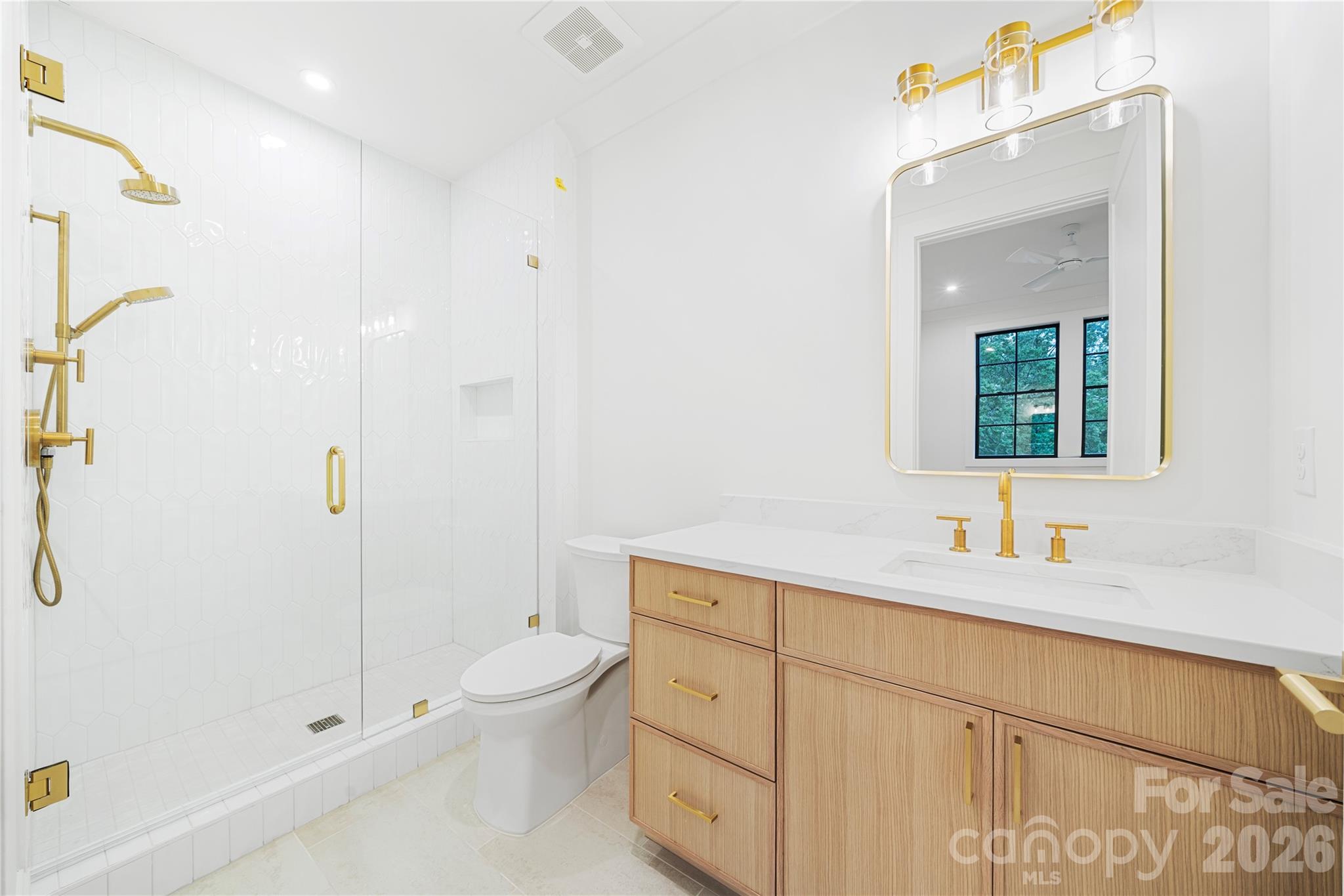 409 Queens Road, Unit 503 Charlotte, NC 28207 - Photo 21 of 30 Gallery Image 21