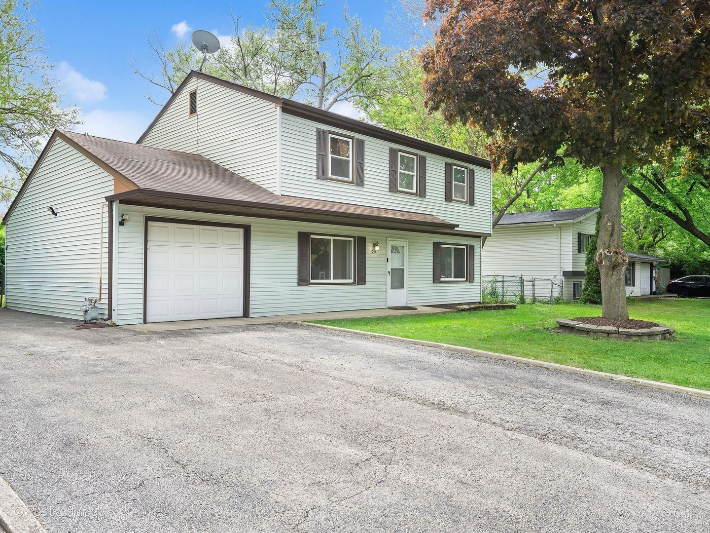 531 Redwood Road Bolingbrook, IL 60440 - Photo 1 of 22