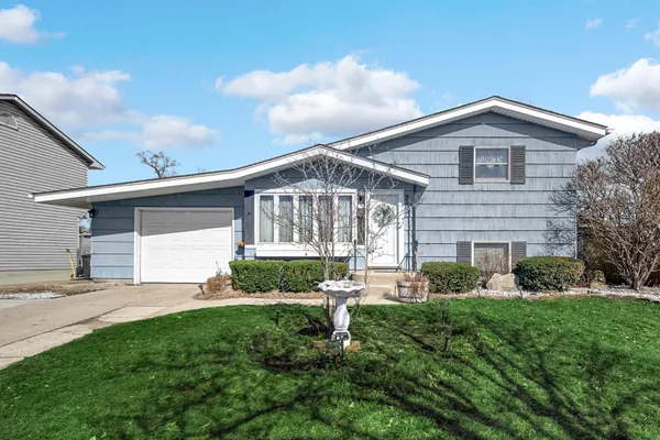 $299,000 | 9503 Forrest Drive, Highland, IN 46322