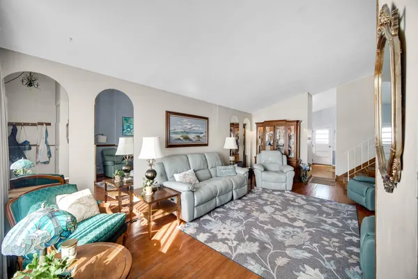 $299,000 | 9503 Forrest Drive, Highland, IN 46322