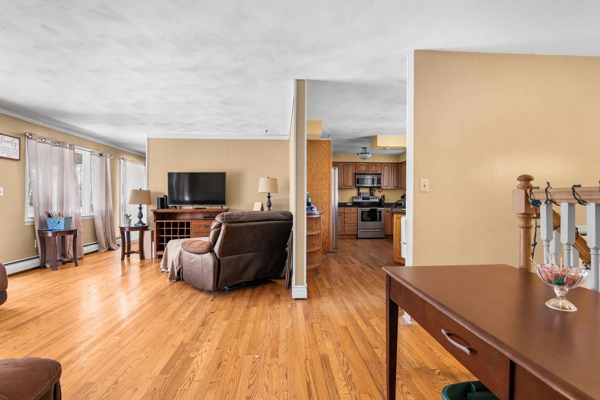 917 Forest Road Endicott, NY 13760 - Photo 7 of 29