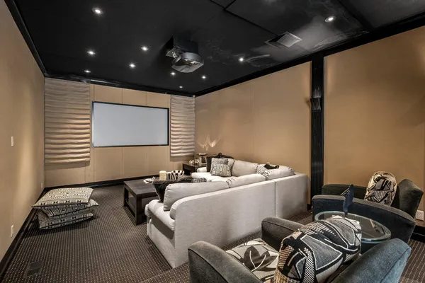 $6,850,000 | 40 Triton Way, Mashpee, MA 02649