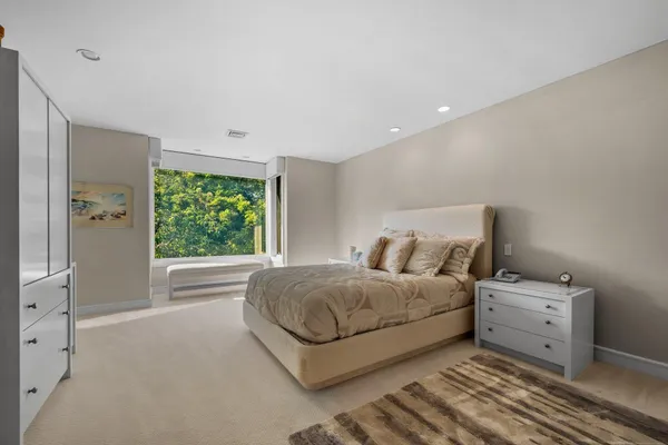 $6,850,000 | 40 Triton Way, Mashpee, MA 02649