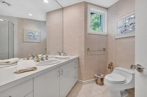 $6,850,000 | 40 Triton Way, Mashpee, MA 02649