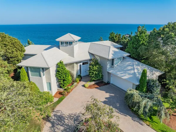 $6,850,000 | 40 Triton Way, Mashpee, MA 02649