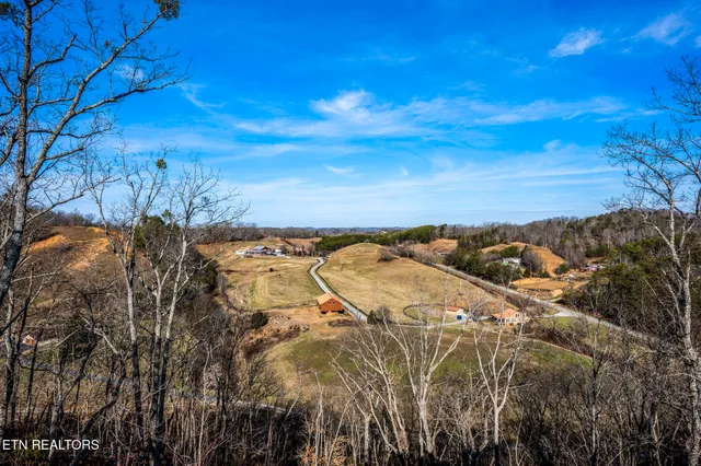 $1,899,000 | 1490 Sleepy Valley Lane, Sevierville, TN 37876