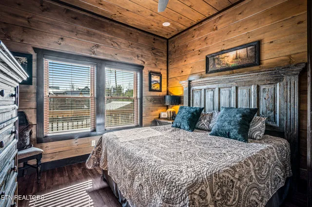 $1,899,000 | 1490 Sleepy Valley Lane, Sevierville, TN 37876