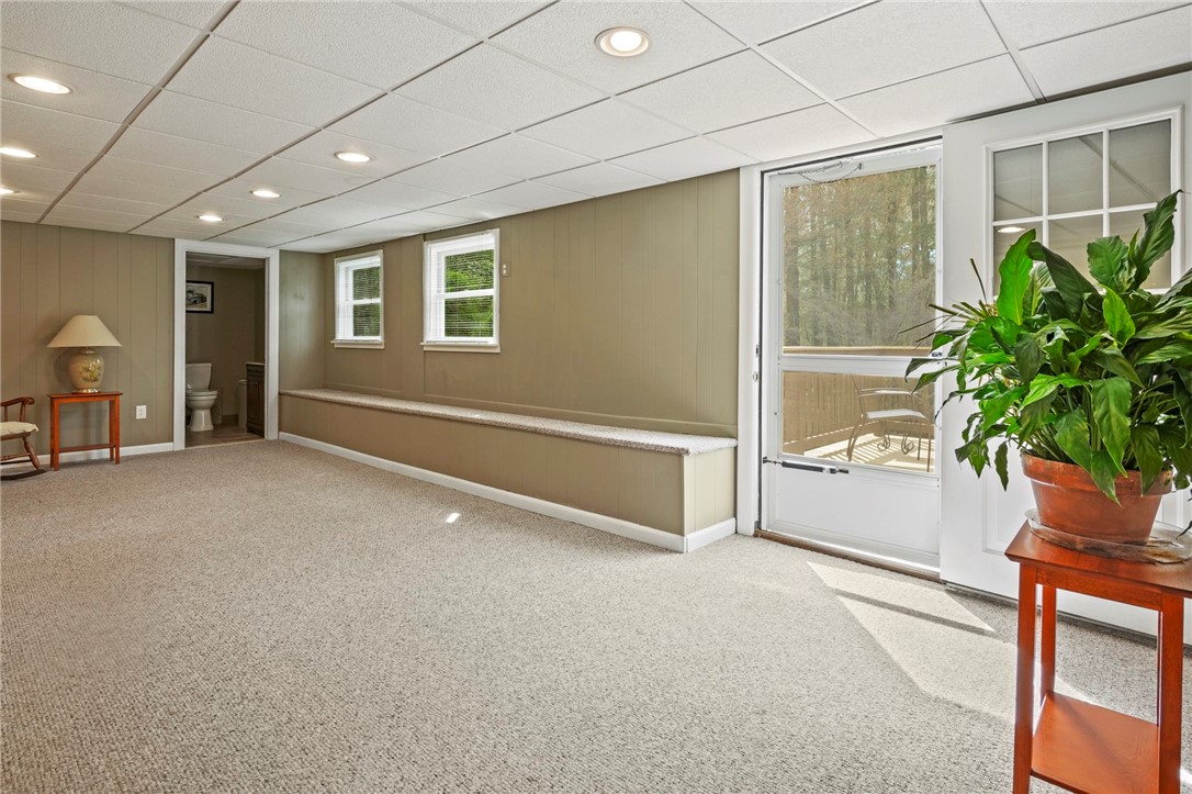 23 Pinecrest Road Scituate, RI 02857 - Photo 19 of 31