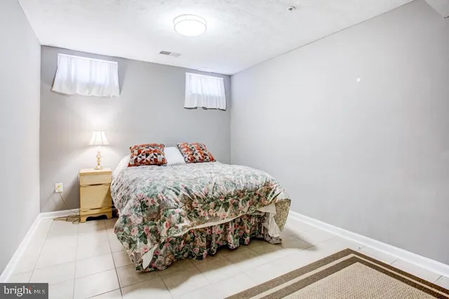 $2,950 | 5036 Finsbury Road, Baltimore, MD 21237