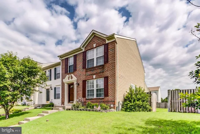 $2,950 | 5036 Finsbury Road, Baltimore, MD 21237