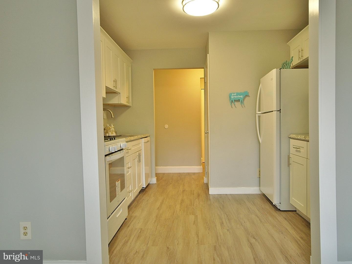 126-3 Kirkbride Road Voorhees, NJ 08043 - Photo 5 of 17 Kitchen