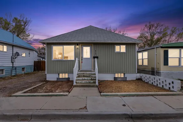 $185,000 | 813 West Street, Rock Springs, WY 82901