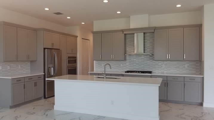 4739 Saddle Ranch Road, Unit 216 Lake Worth, FL 33467 - Photo 3 of 7 kitchen