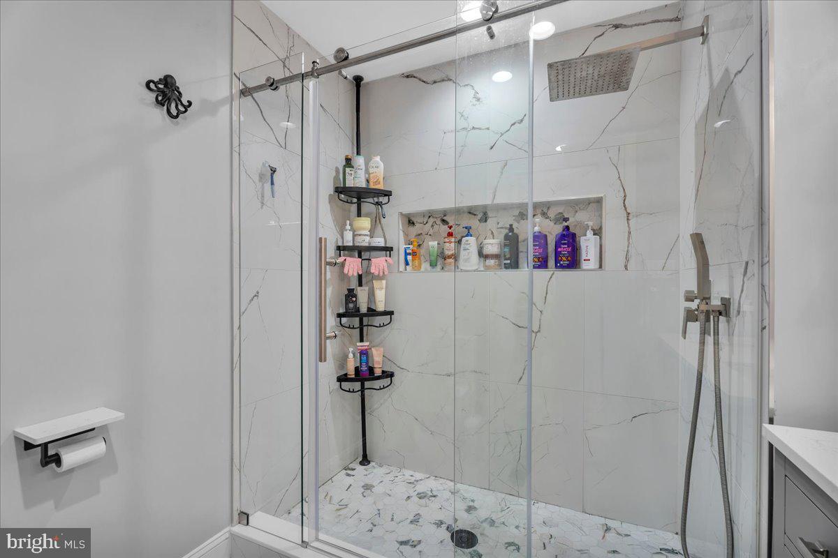 130 Kossuth Street Riverside, NJ 08075 - Photo 18 of 29 Gallery Image 18