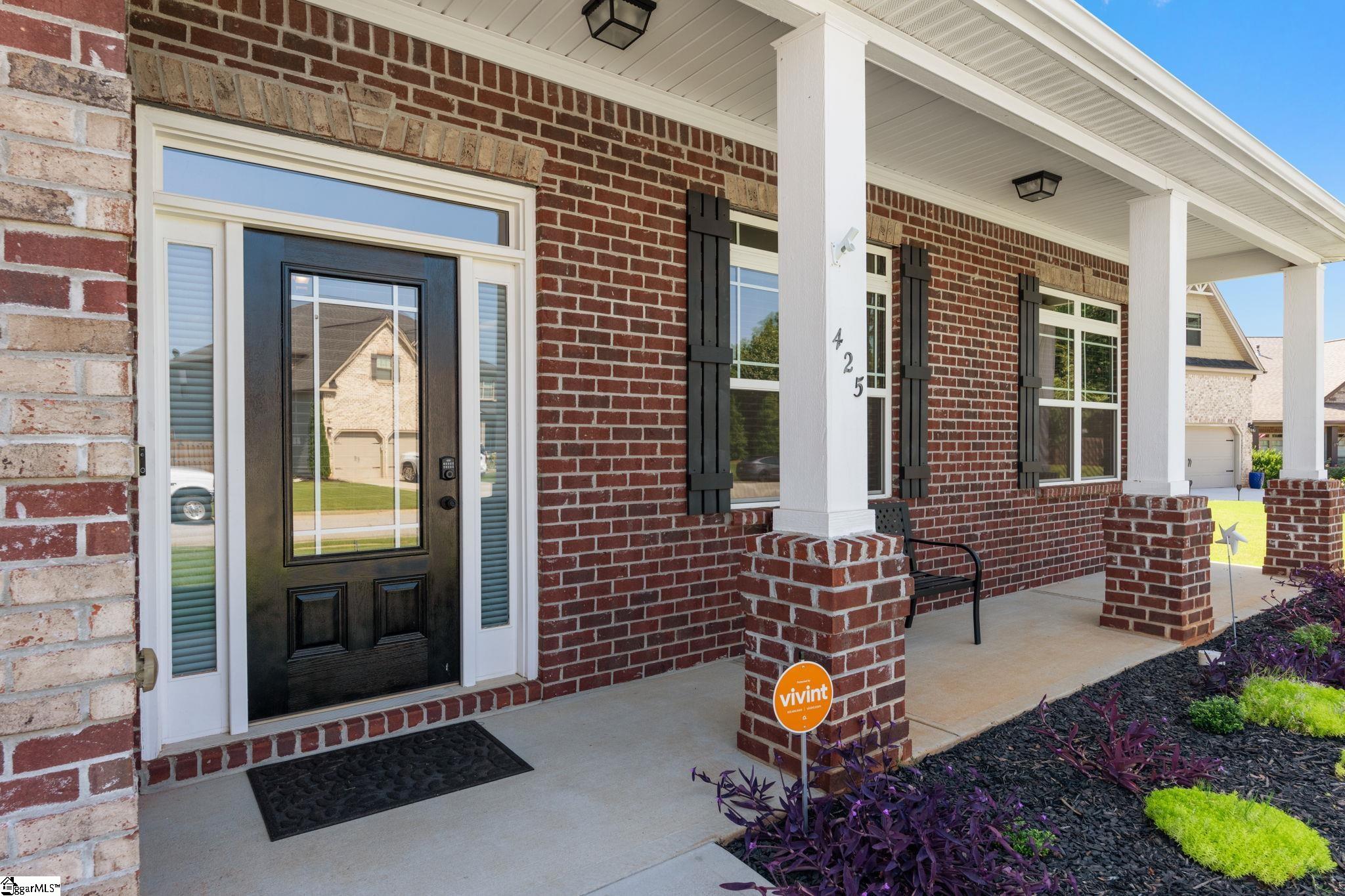 425 Castleford Place Simpsonville, SC 29681 - Photo 2 of 47