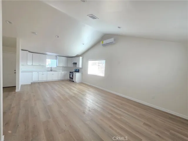 $3,700 | 7317 Ensign Avenue, Sun Valley, CA 91352