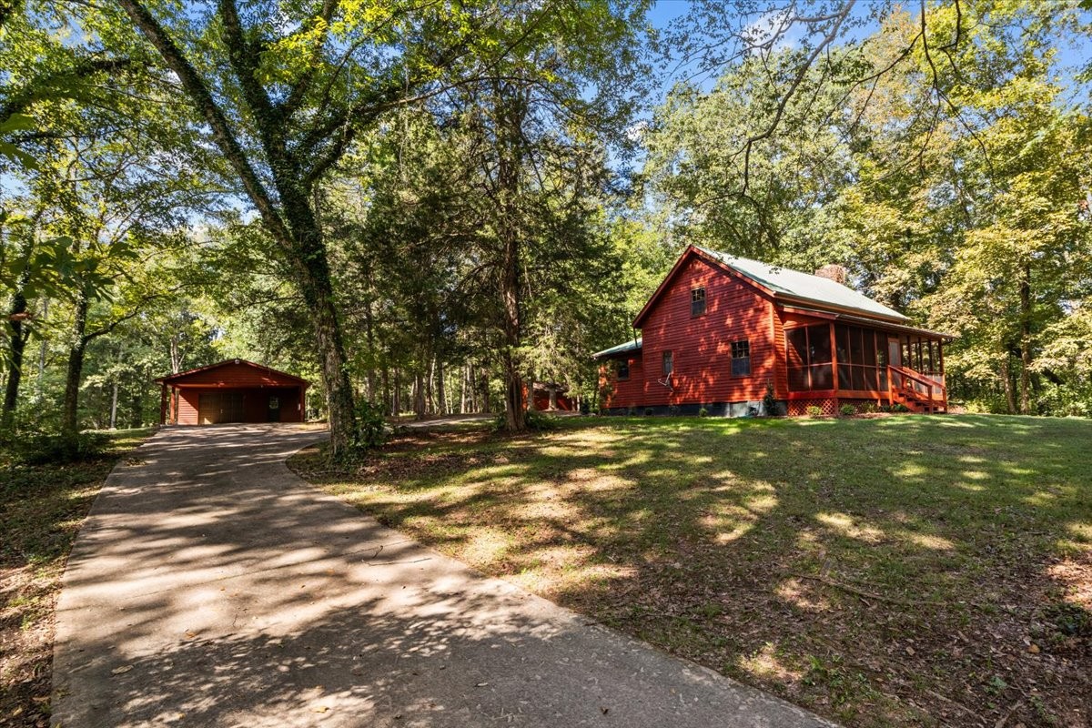 13041 Bakerville Road Waverly, TN 37185 - Photo 1 of 49 Gallery Image 1