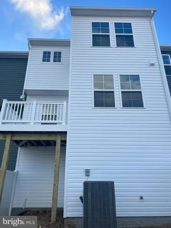 $2,150 | 167 Clifton Manor, Falling Waters, WV 25419