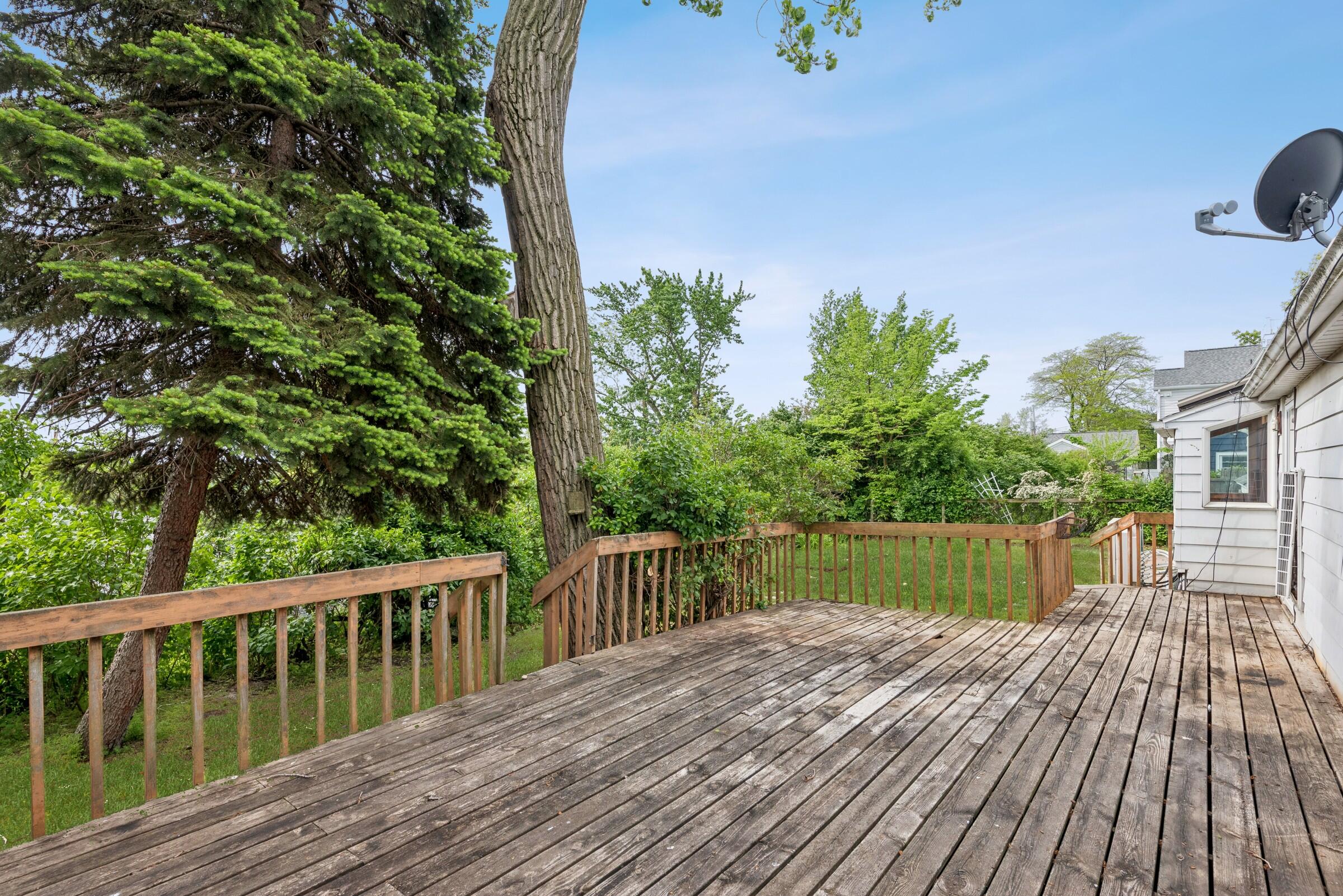 415 Ridgeway Street St. Joseph, MI 49085 - Photo 32 of 36 40-Deck
