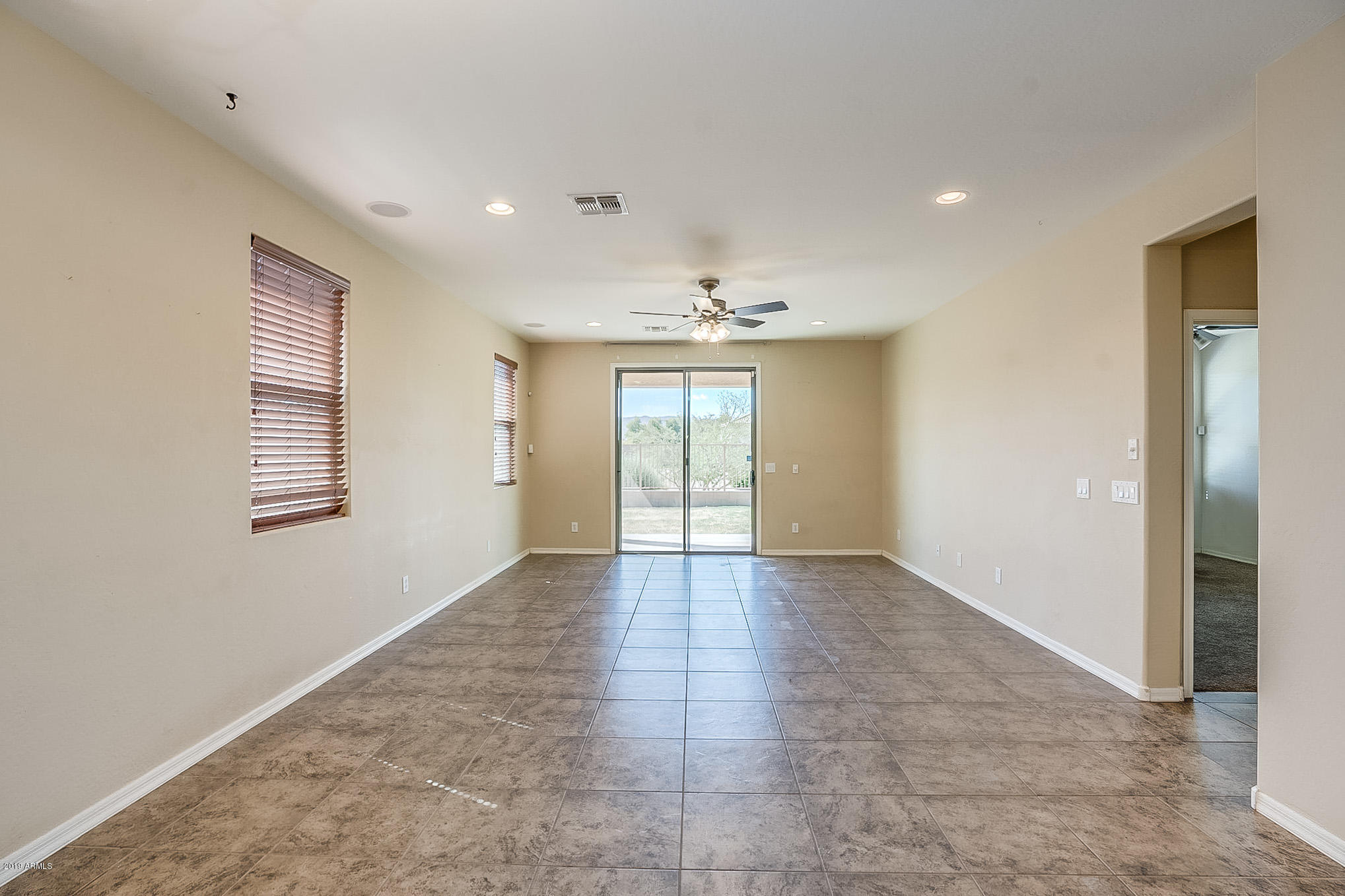 2541 West Gaby Road Phoenix, AZ 85041 - Photo 3 of 16 photo_03