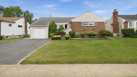 $749,999 | 45 Margaret Road, Massapequa, NY 11758