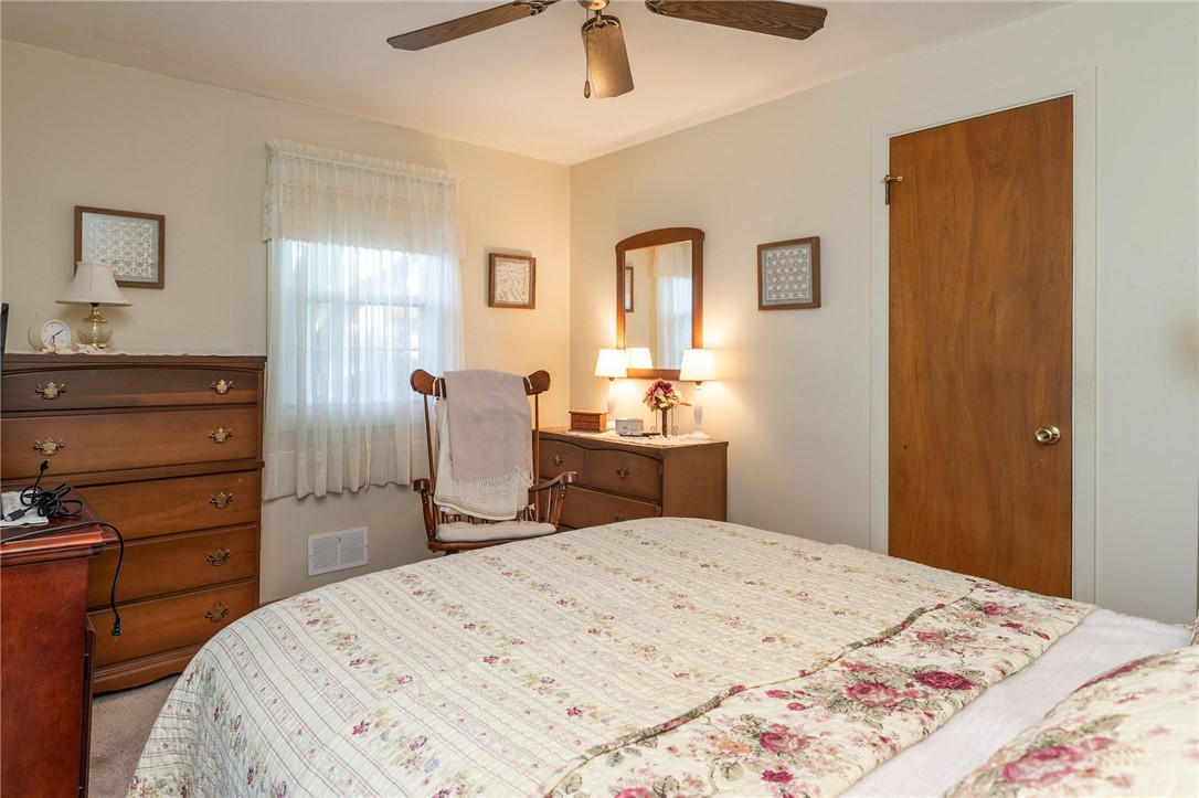 65 Masthead Way Henrietta, NY 14467 - Photo 16 of 34