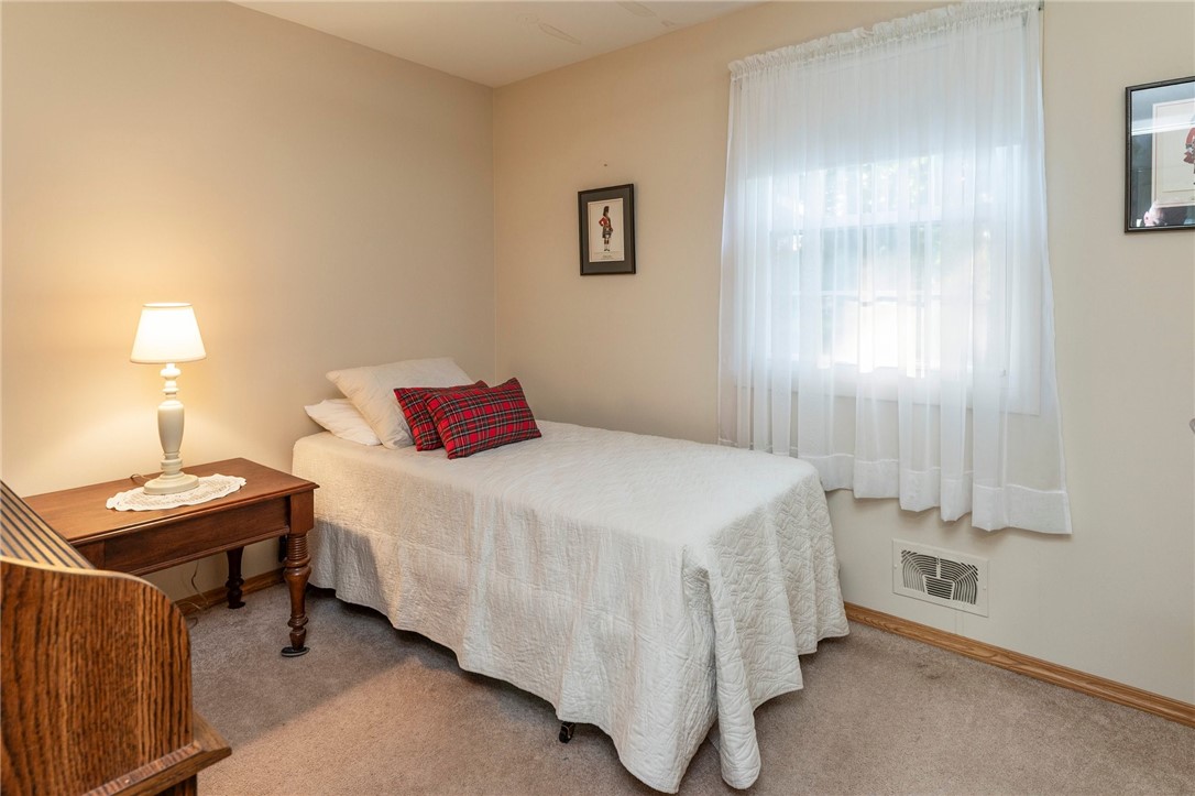 65 Masthead Way Henrietta, NY 14467 - Photo 17 of 34 Bedroom 3