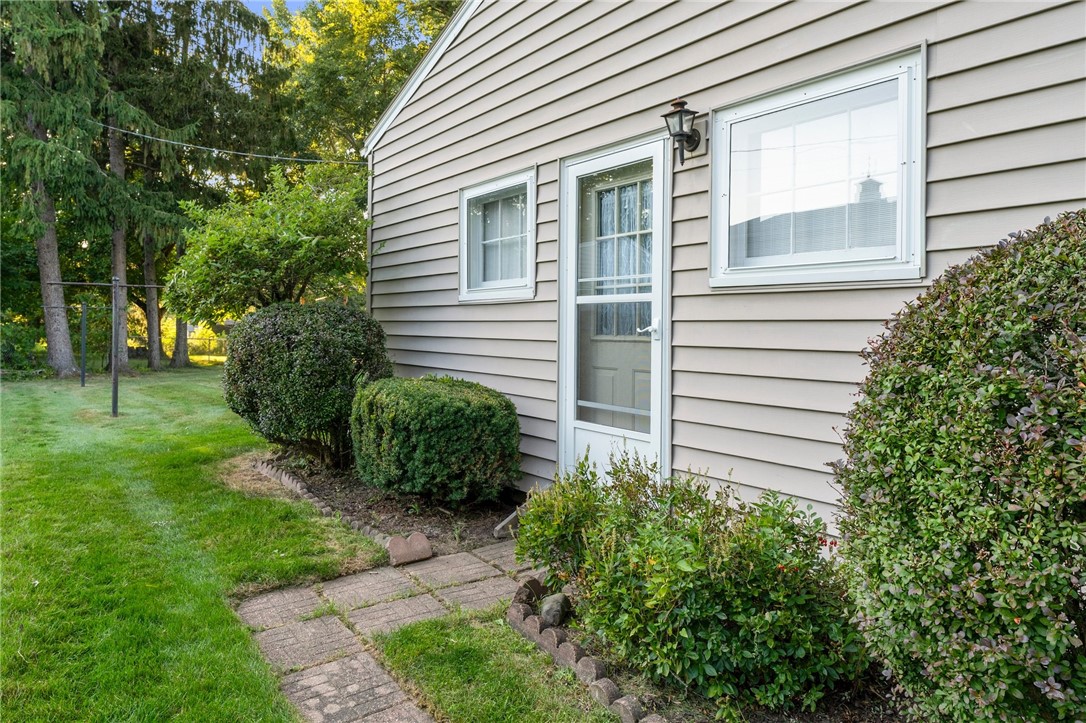 65 Masthead Way Henrietta, NY 14467 - Photo 32 of 34