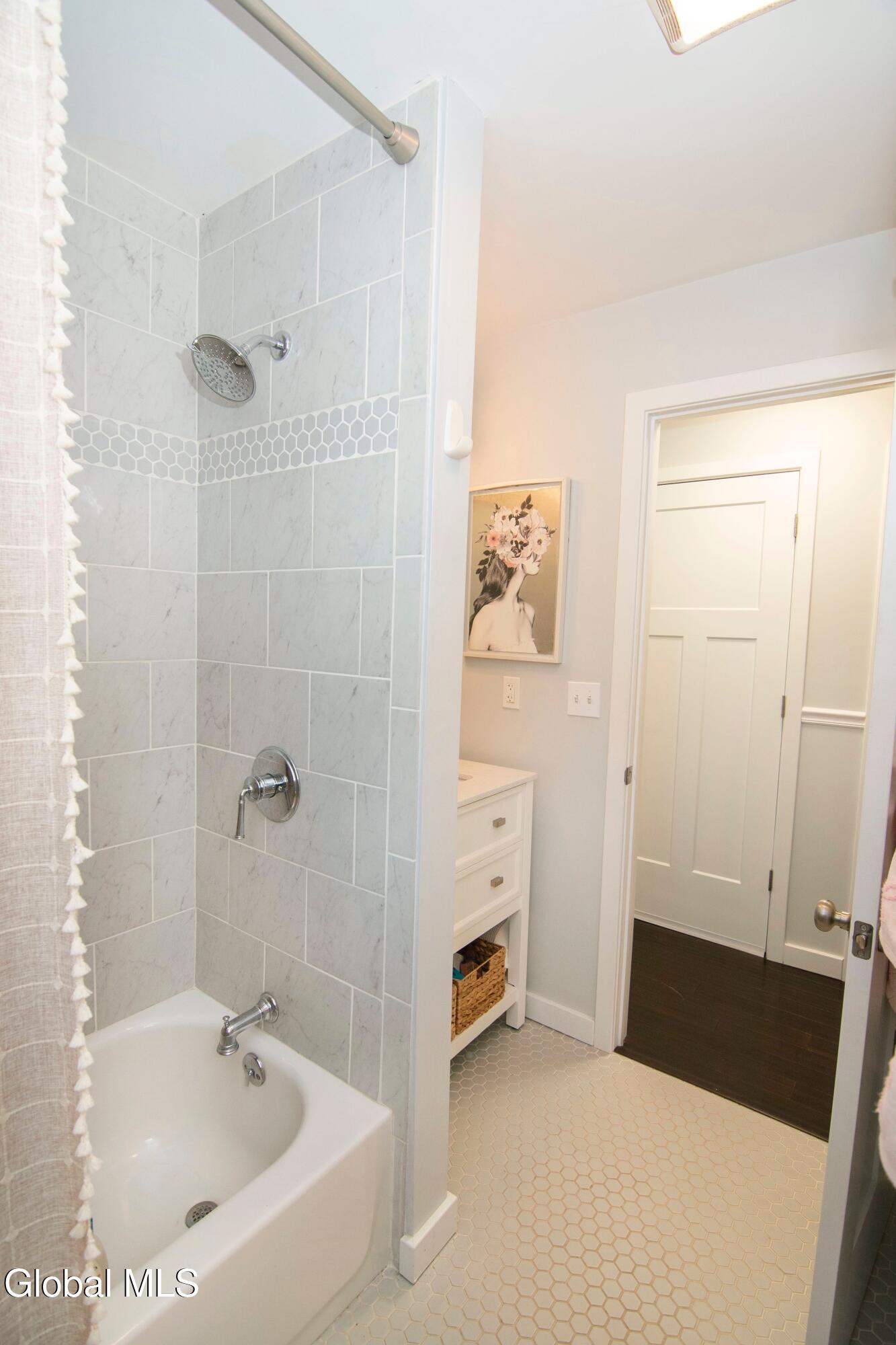 11 Pine Road Moreau, NY 12803 - Photo 22 of 41 photo_027