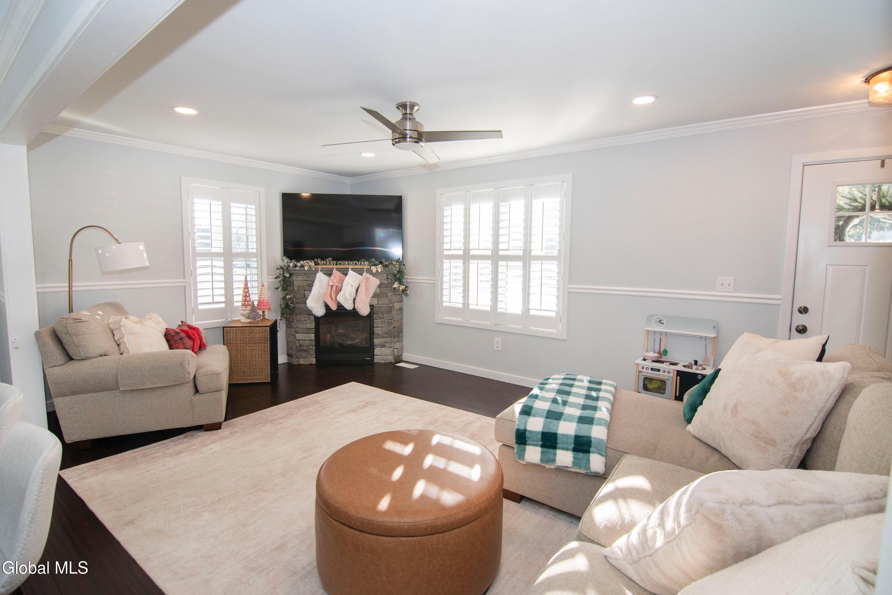 11 Pine Road Moreau, NY 12803 - Photo 8 of 41 photo_009