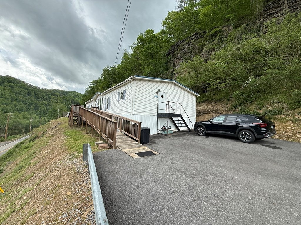 27628 Riverside Drive Grundy, VA 24614 - Photo 28 of 30 Gallery Image 28