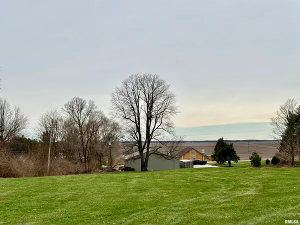 $49,900 | 2355 Mound Road, Jacksonville, IL 62650