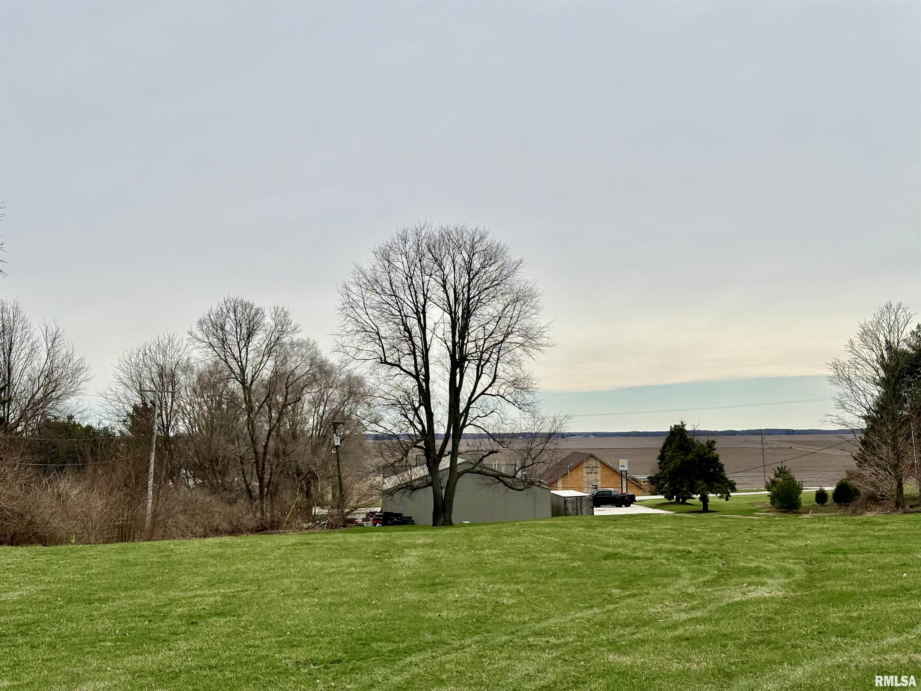 2355 Mound Road Jacksonville, IL 62650 - Photo 4 of 7