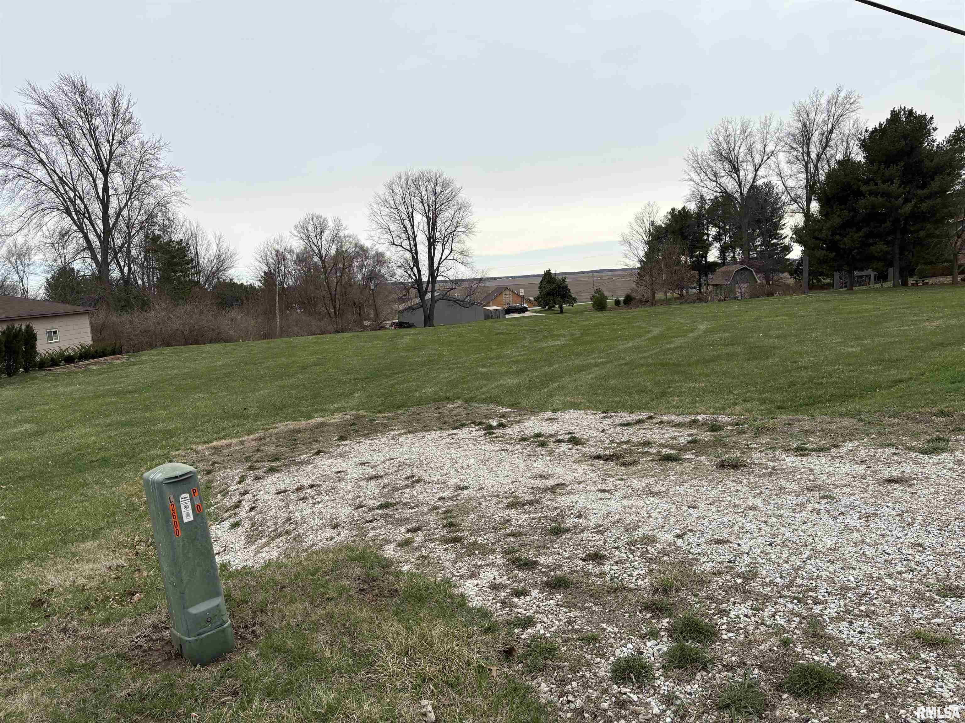 2355 Mound Road Jacksonville, IL 62650 - Photo 7 of 7