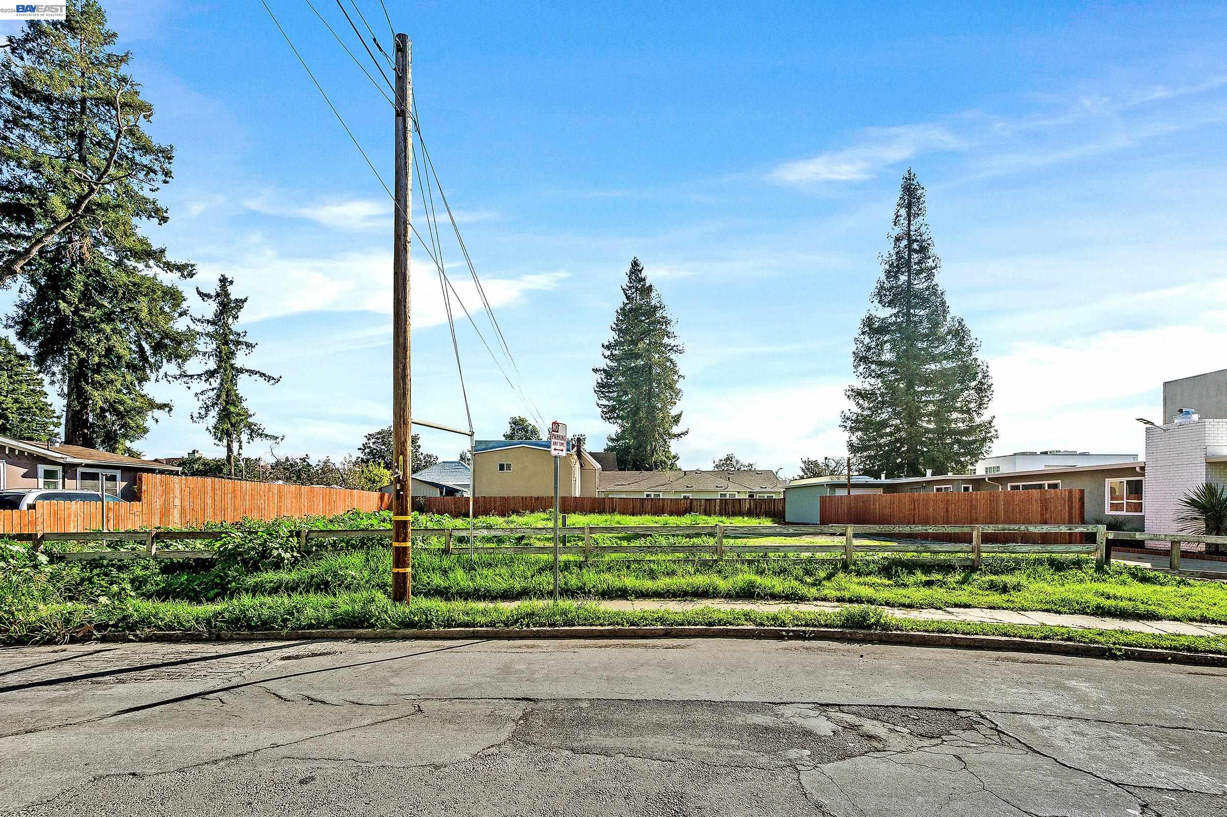 1289 Russell Way Hayward, CA 94541 - Photo 3 of 31 a night view of a garden