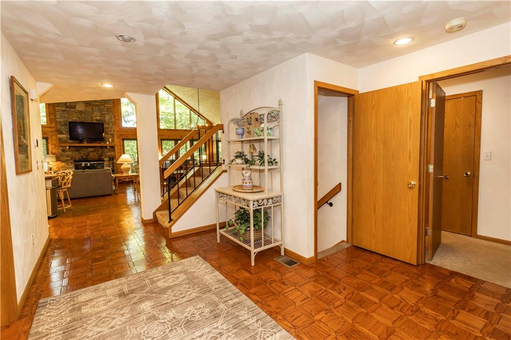 2304 South Ridge Drive Hidden Valley, PA 15502 - Photo 5 of 50