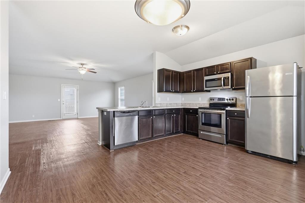 17170 South Kill Creek Road Gardner, KS 66030 - Photo 11 of 31