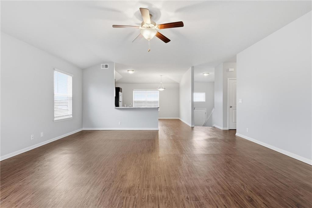 17170 South Kill Creek Road Gardner, KS 66030 - Photo 7 of 31