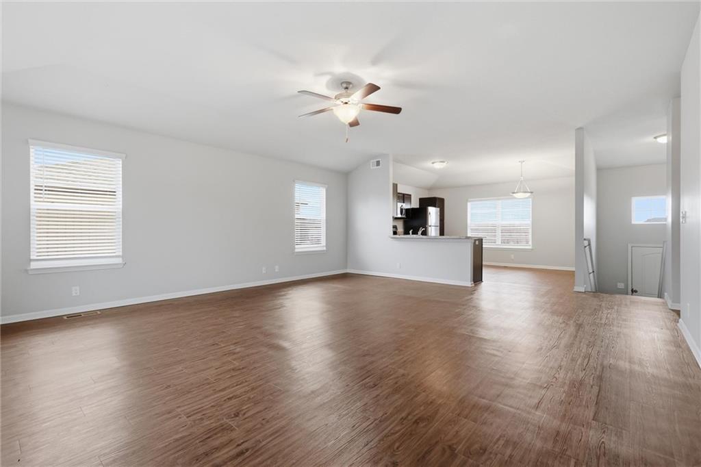 17170 South Kill Creek Road Gardner, KS 66030 - Photo 8 of 31