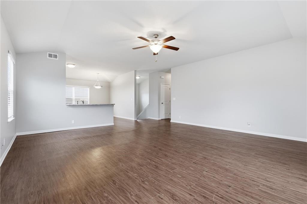 17170 South Kill Creek Road Gardner, KS 66030 - Photo 9 of 31