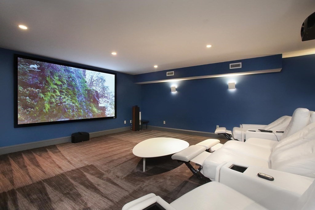 10 Cutter's Bluff Weston, MA 02493 - Photo 24 of 34 a bathroom with a sink and a mirror