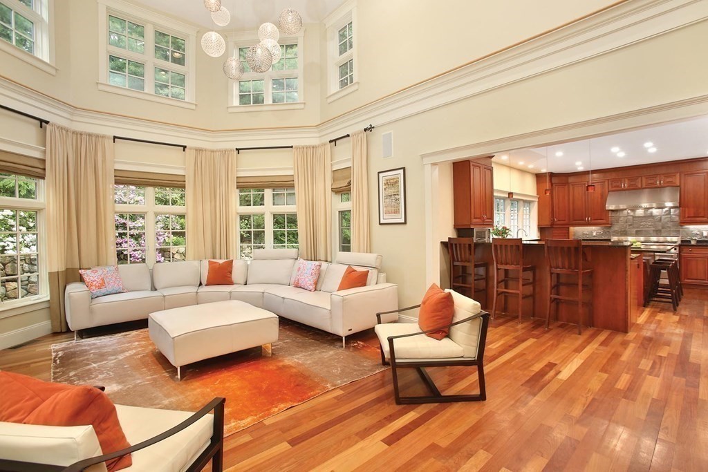 10 Cutter's Bluff Weston, MA 02493 - Photo 8 of 34 a living room with furniture and a large window