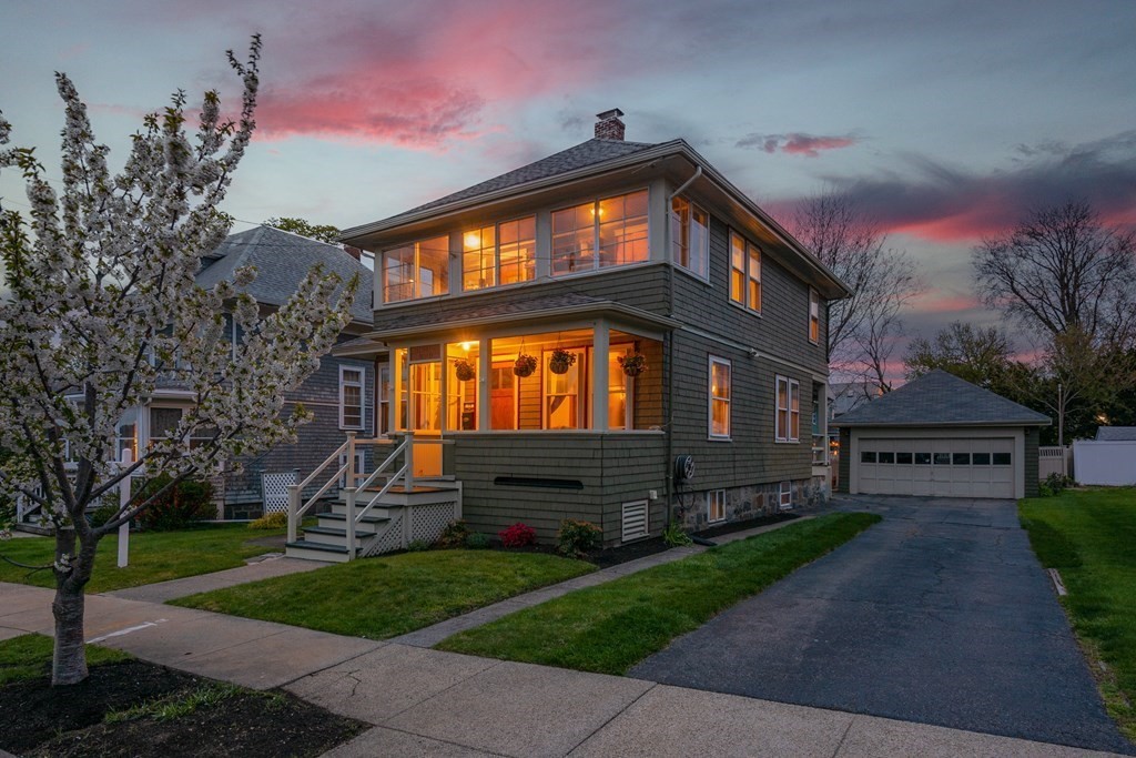 10 Loring Road Winthrop, MA 02152 - Photo 3 of 39 Gallery Image 3