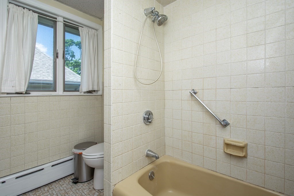 10 Loring Road Winthrop, MA 02152 - Photo 32 of 39 Gallery Image 32
