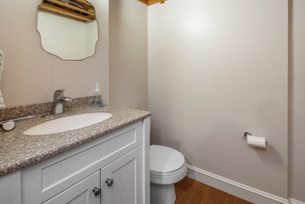 10 Loring Road Winthrop, MA 02152 - Photo 33 of 39 Gallery Image 33